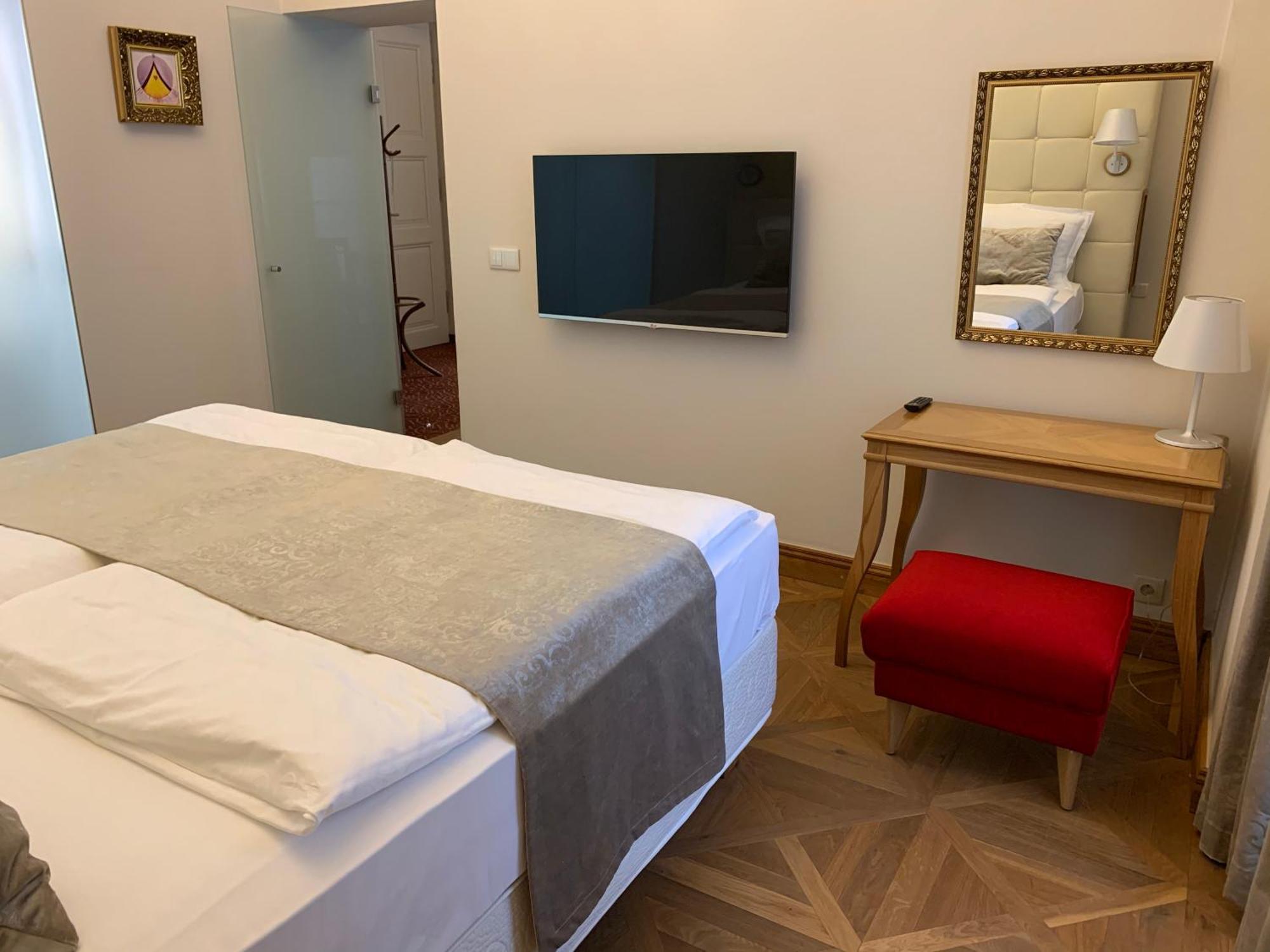 Zamek Ratmerice - Hotel & Resort Dış mekan fotoğraf