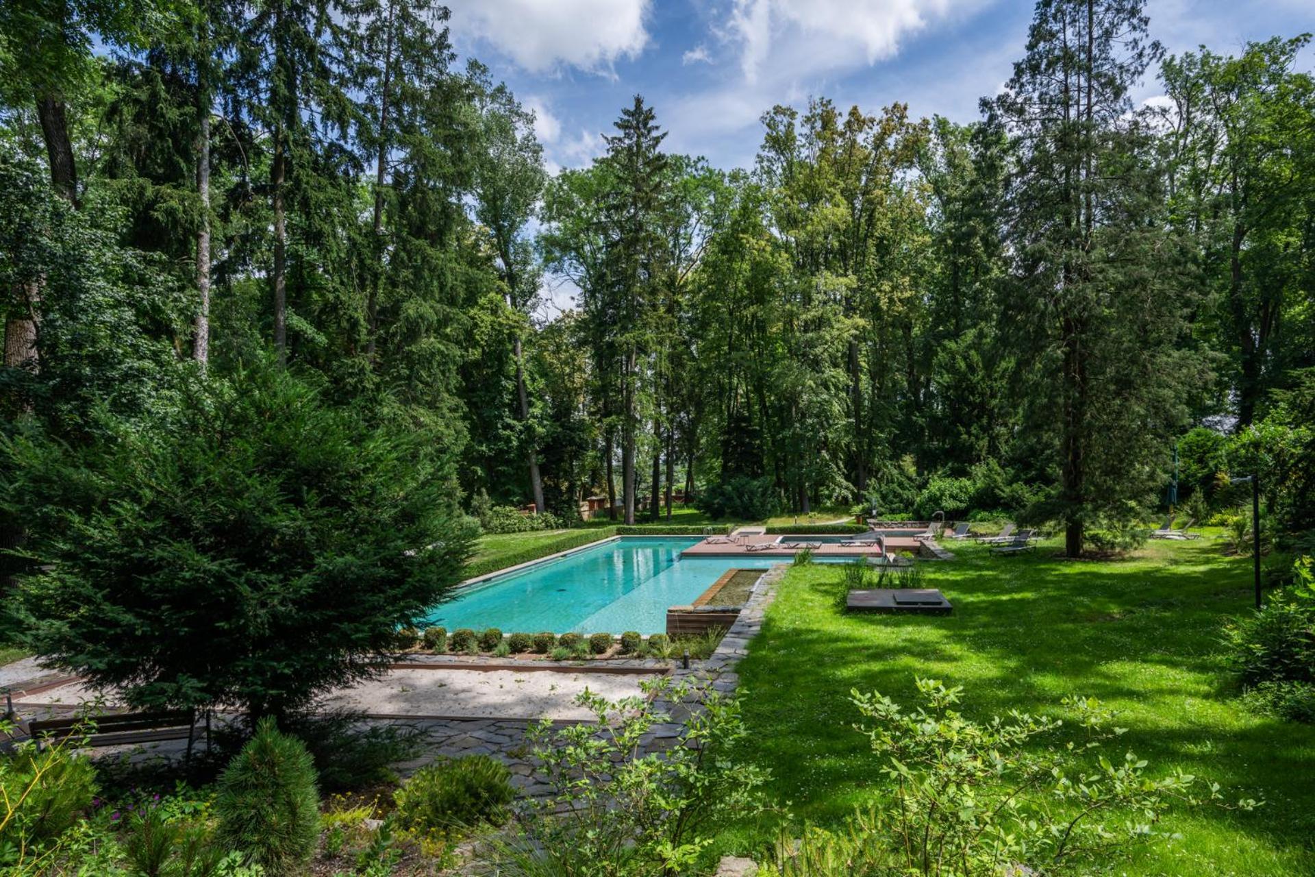 Zamek Ratmerice - Hotel & Resort Dış mekan fotoğraf
