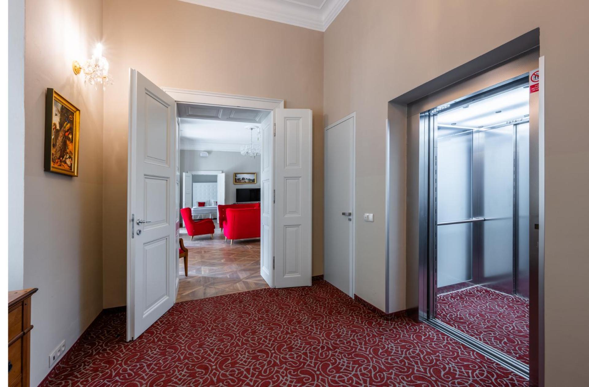 Zamek Ratmerice - Hotel & Resort Dış mekan fotoğraf