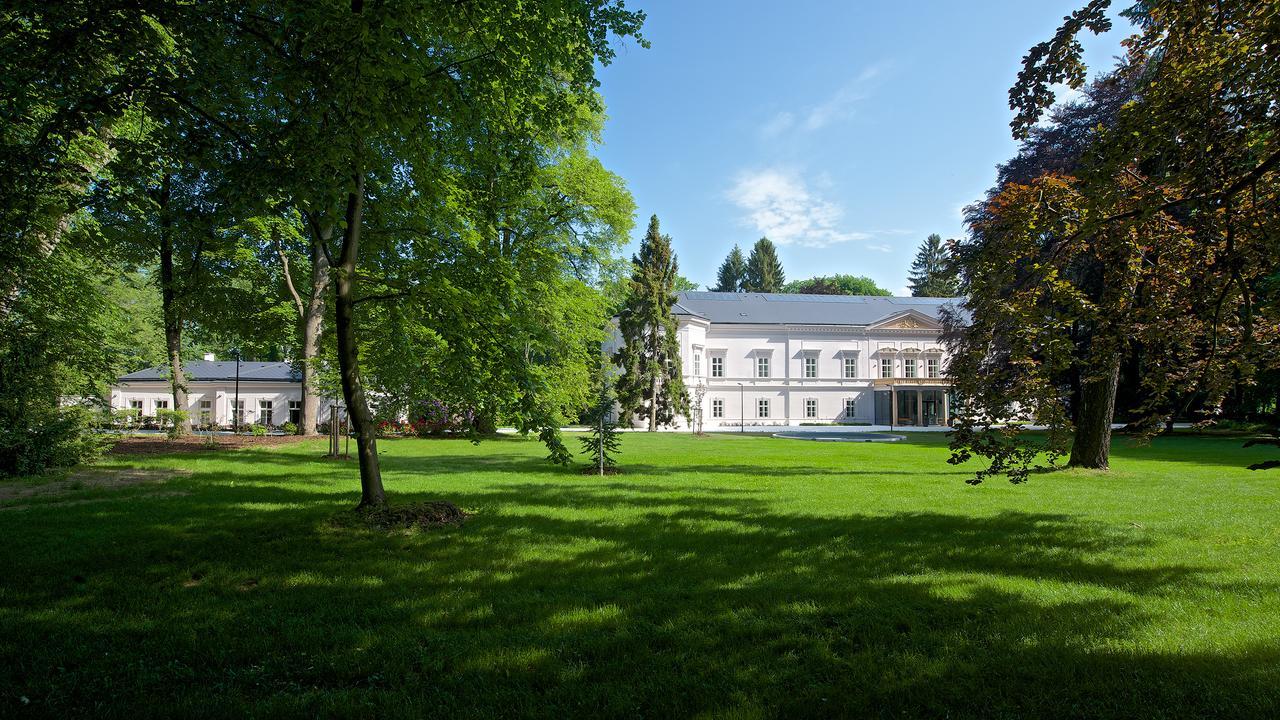 Zamek Ratmerice - Hotel & Resort Dış mekan fotoğraf
