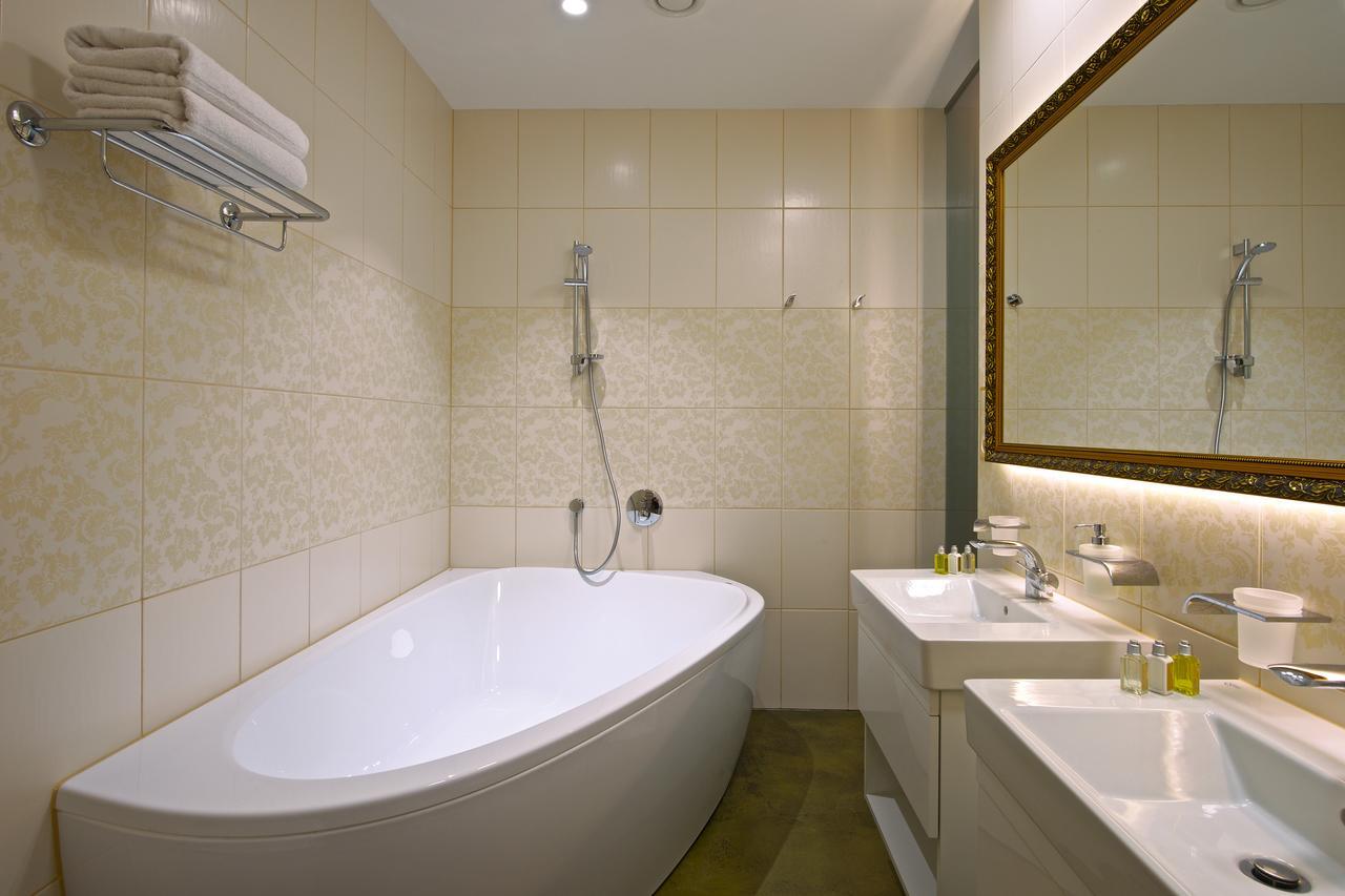 Zamek Ratmerice - Hotel & Resort Dış mekan fotoğraf