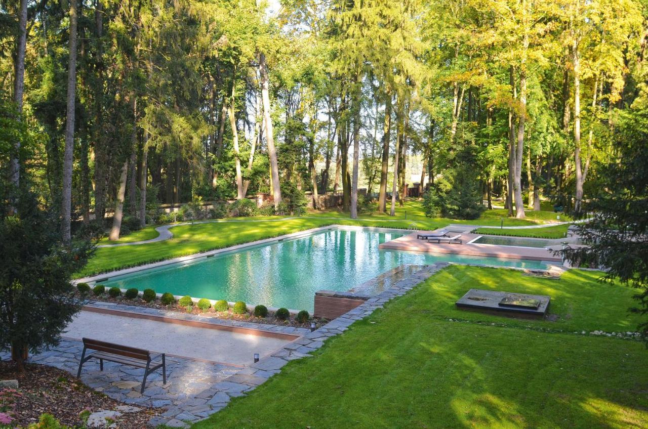 Zamek Ratmerice - Hotel & Resort Dış mekan fotoğraf